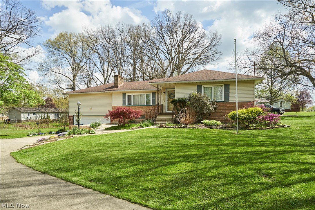 1103 Owsley Road Mcdonald OH 44437