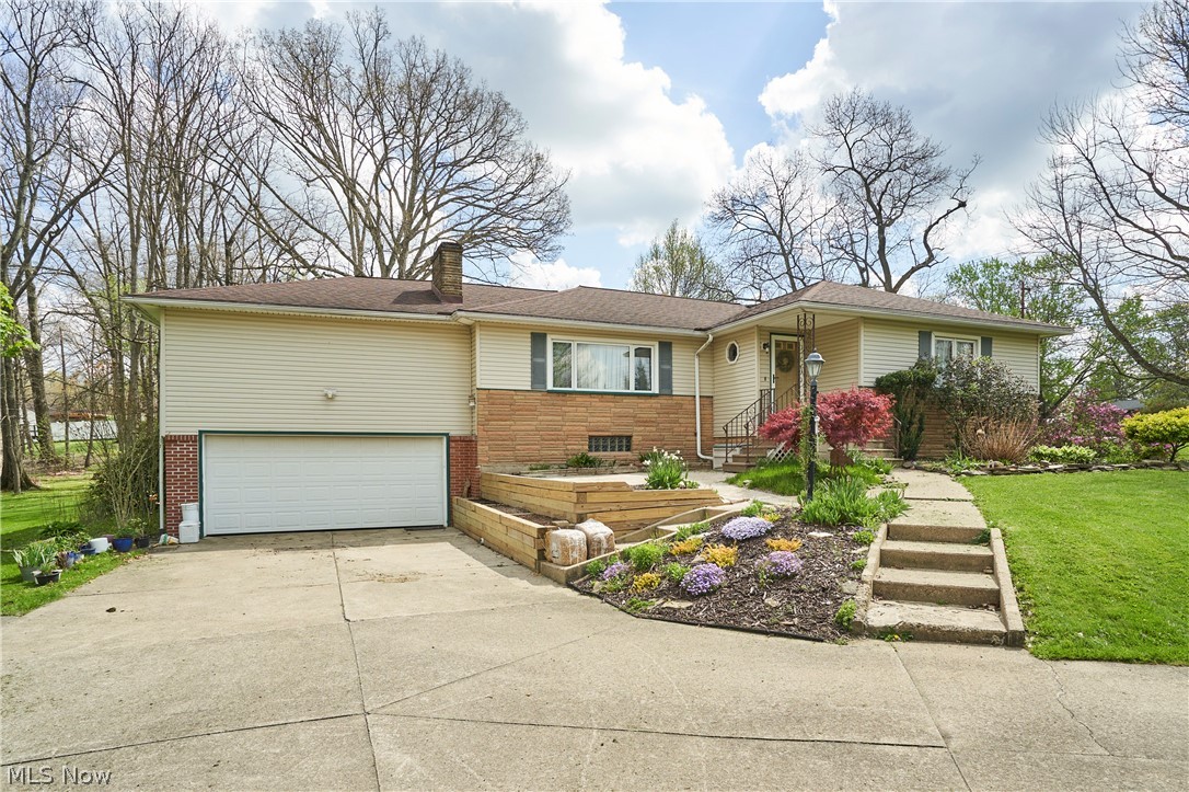 1103 Owsley Road Mcdonald OH 44437