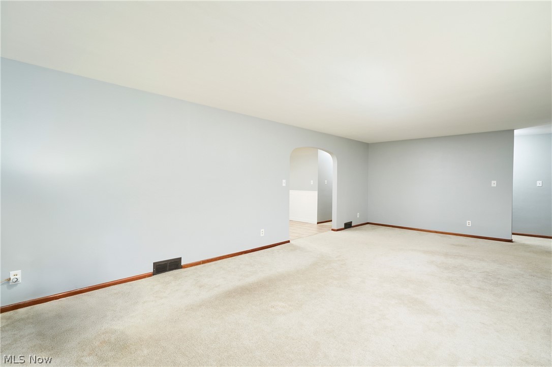 1103 Owsley Road Mcdonald OH 44437