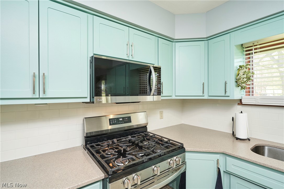 1103 Owsley Road Mcdonald OH 44437