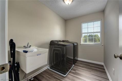 8133 Ashford Circle North Ridgeville OH 44039