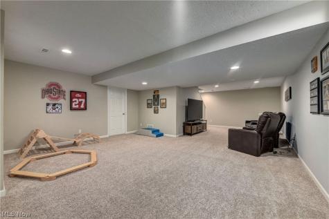 8133 Ashford Circle North Ridgeville OH 44039