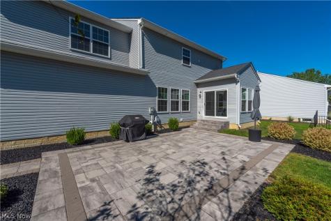 8133 Ashford Circle North Ridgeville OH 44039