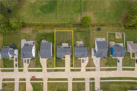 8133 Ashford Circle North Ridgeville OH 44039