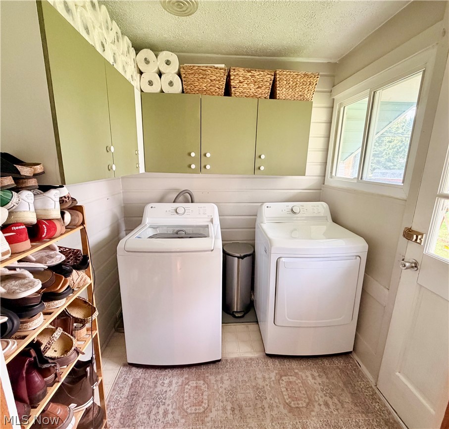 127 Deersville Avenue Uhrichsville OH 44683