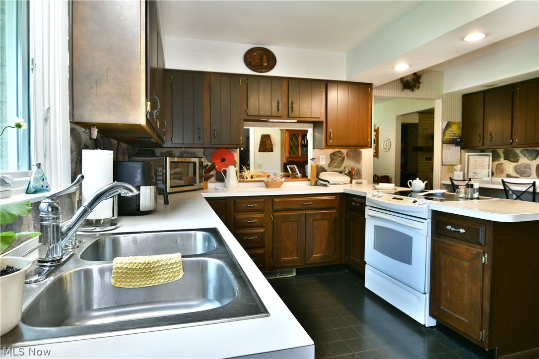 5580 Sodom Hutchings Road Farmdale OH 44417