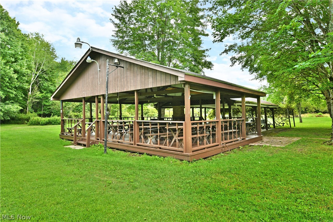 5580 Sodom Hutchings Road Farmdale OH 44417