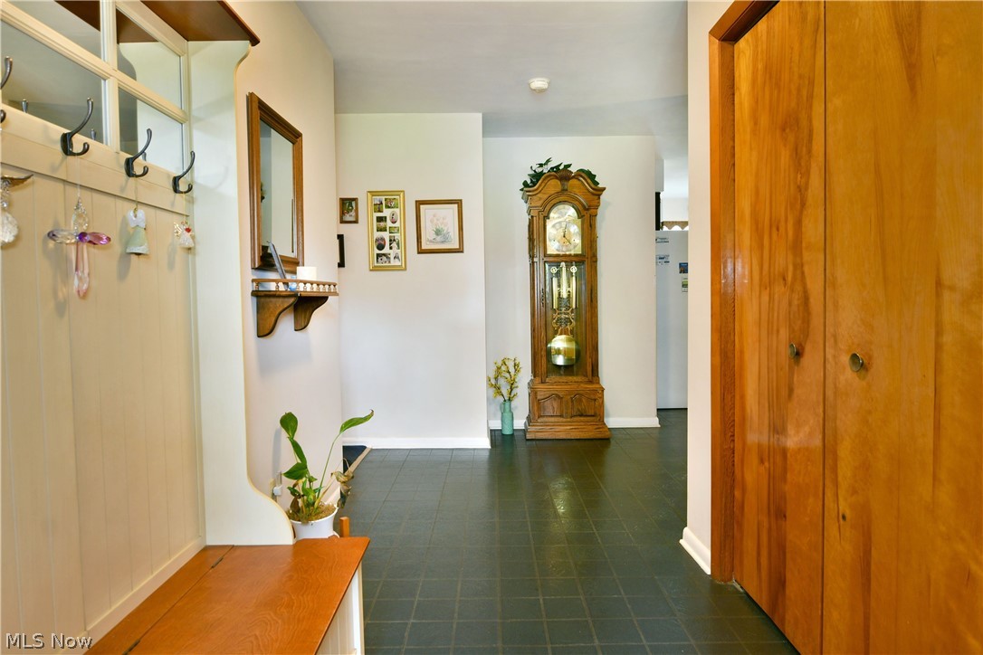 5580 Sodom Hutchings Road Farmdale OH 44417
