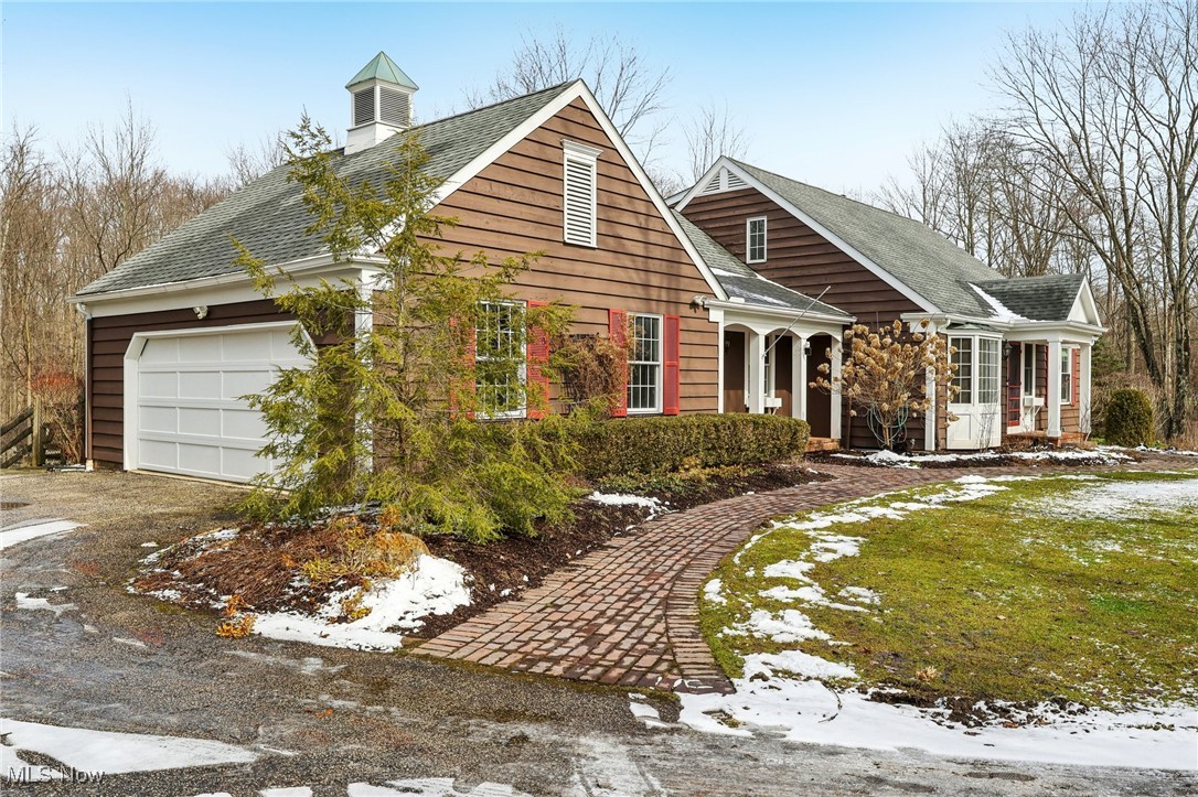 7520 Hunters Hollow Trail Novelty OH 44072