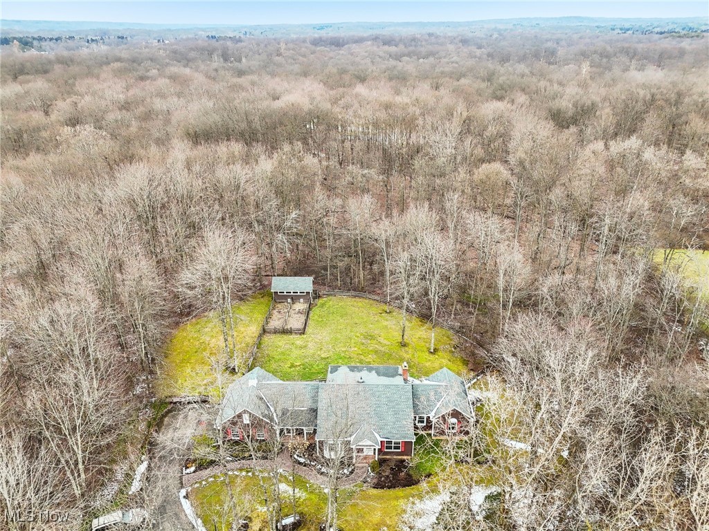 7520 Hunters Hollow Trail Novelty OH 44072