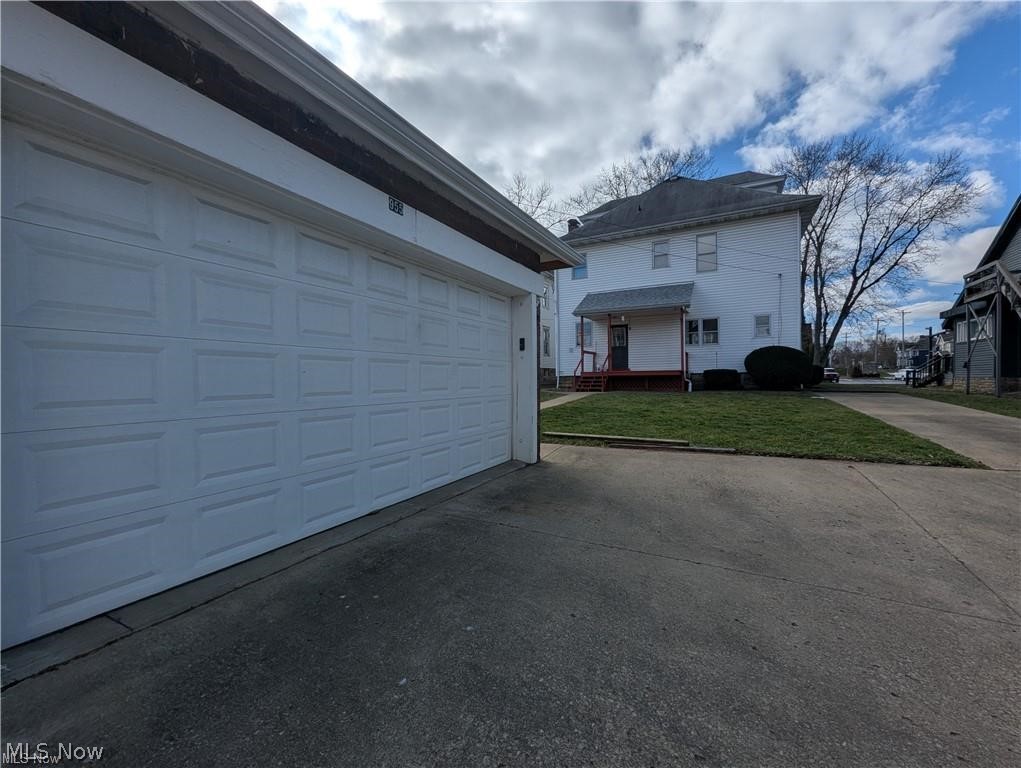 955 Adair Avenue Zanesville OH 43701