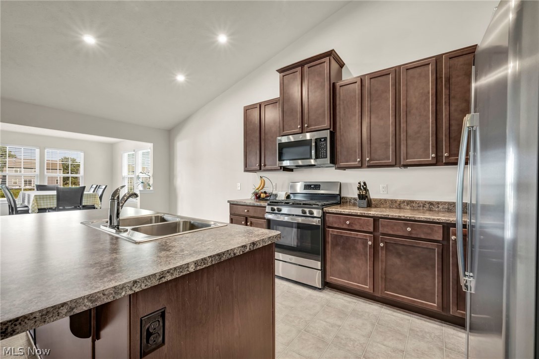 9239 Nash Lane North Ridgeville OH 44039