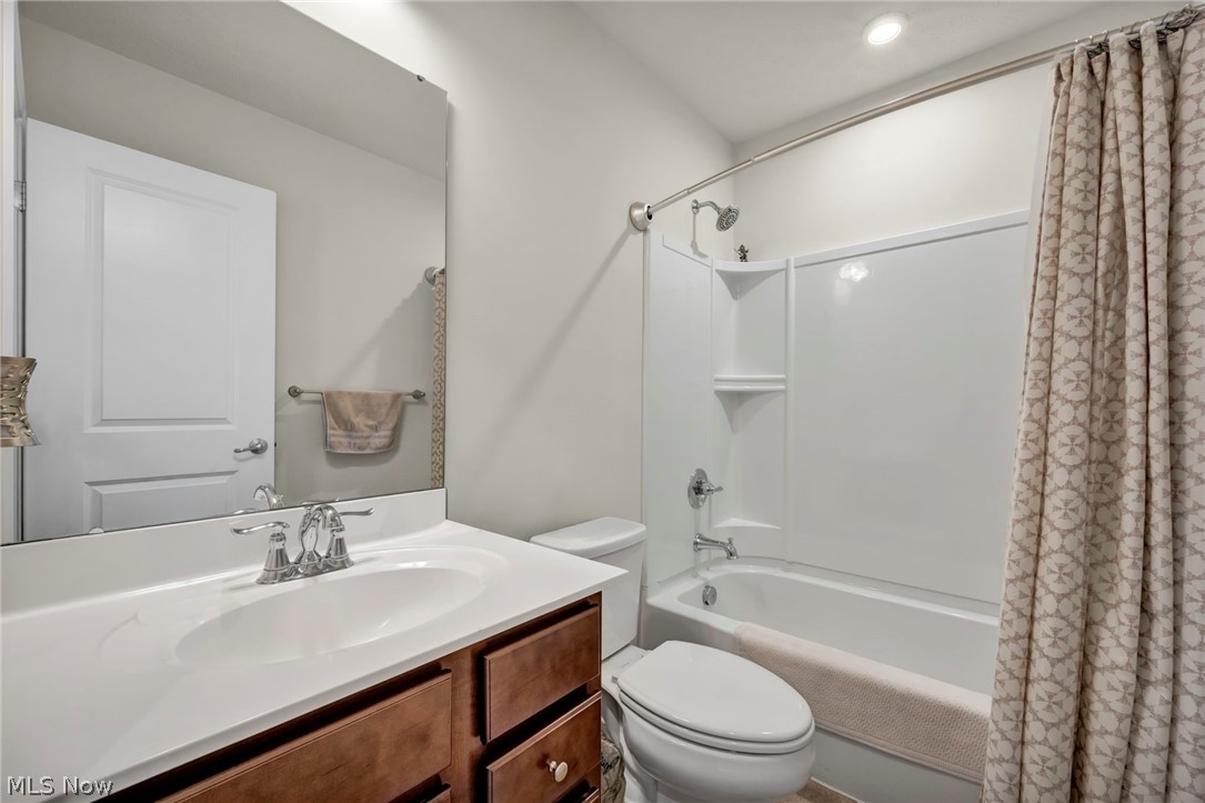 9239 Nash Lane North Ridgeville OH 44039