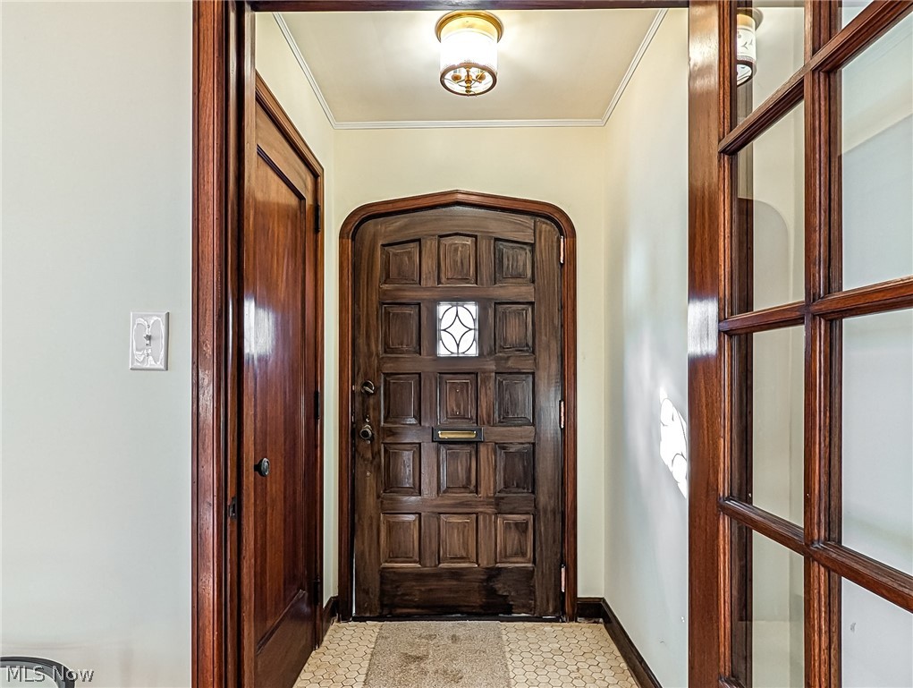 931 Amelia Avenue Akron OH 44302