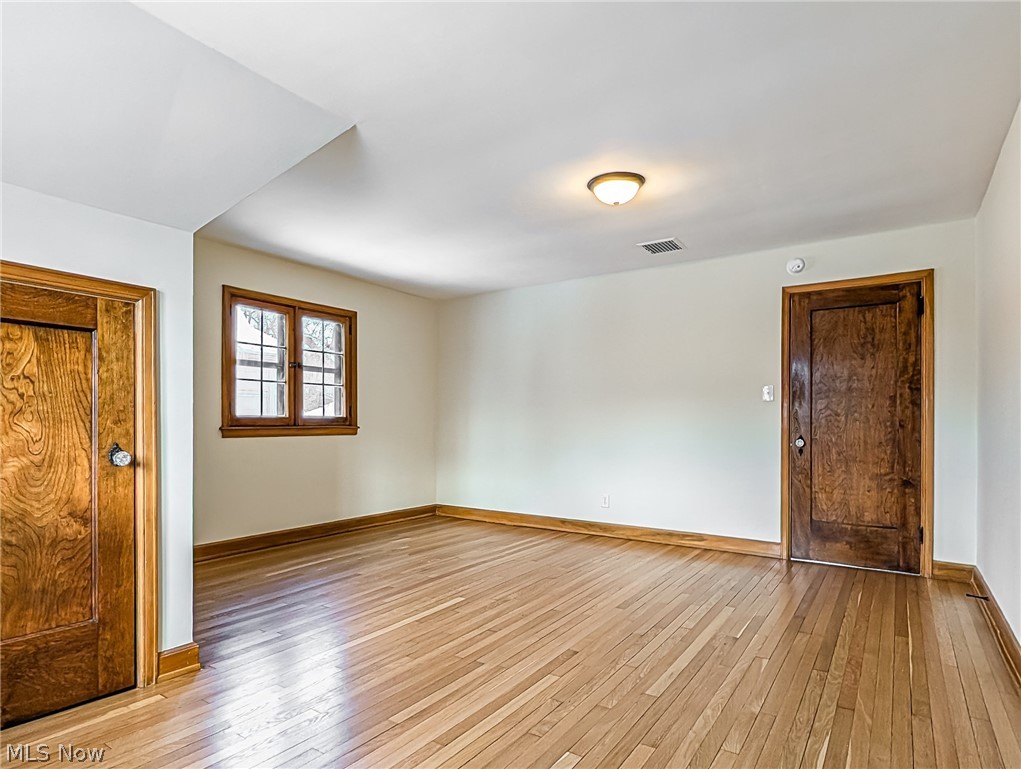 931 Amelia Avenue Akron OH 44302