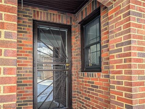 931 Amelia Avenue Akron OH 44302