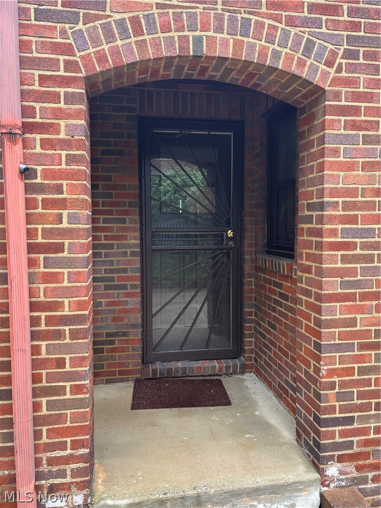 931 Amelia Avenue Akron OH 44302