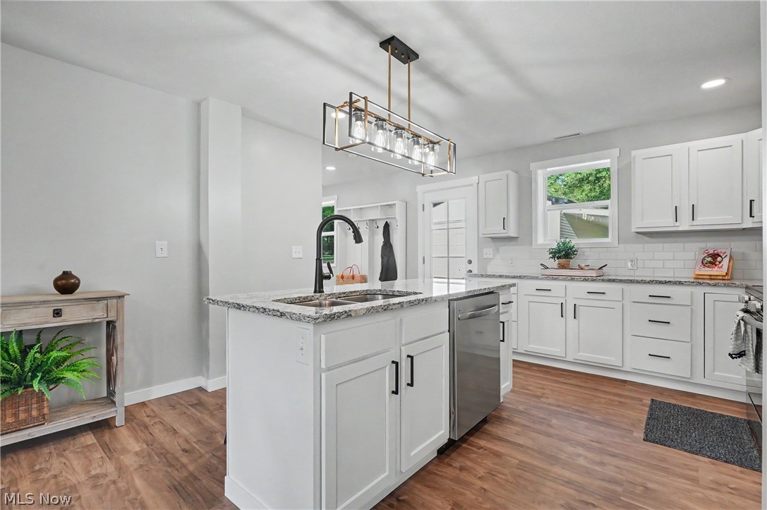 2351 Heston Drive Lake Milton OH 44429