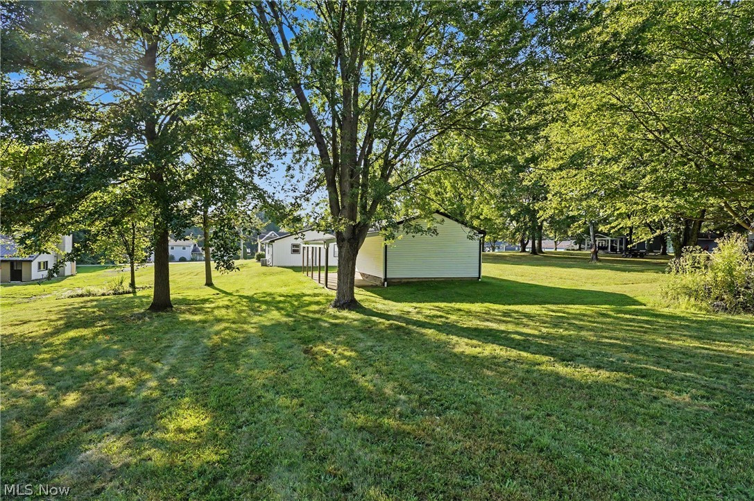 2351 Heston Drive Lake Milton OH 44429