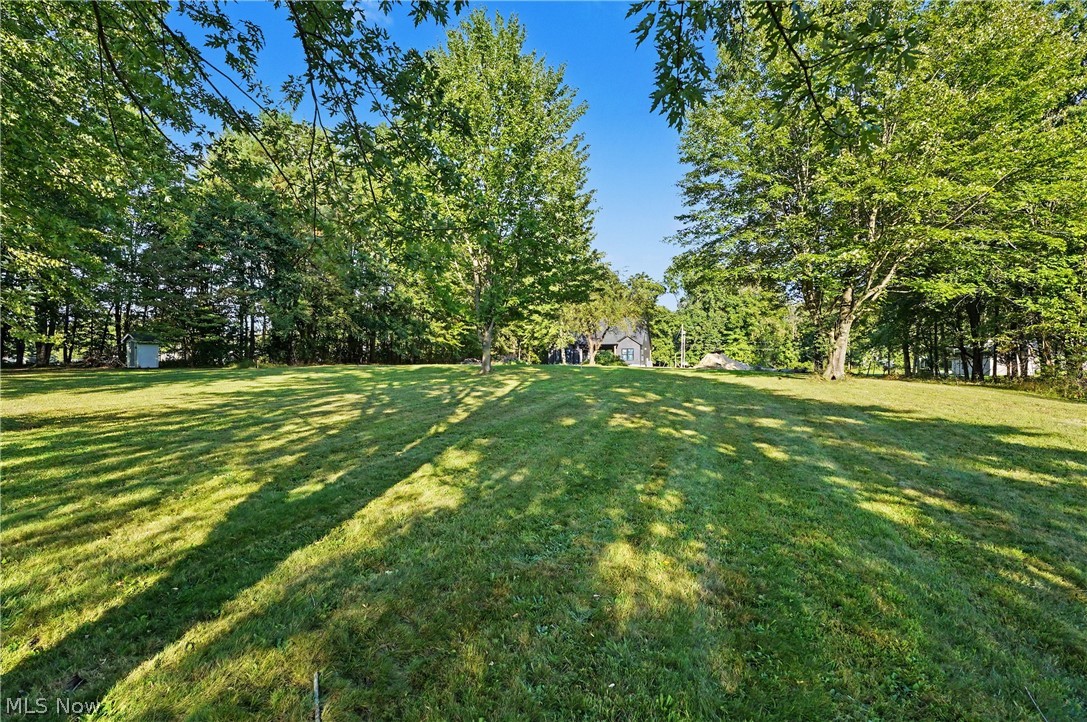 2351 Heston Drive Lake Milton OH 44429