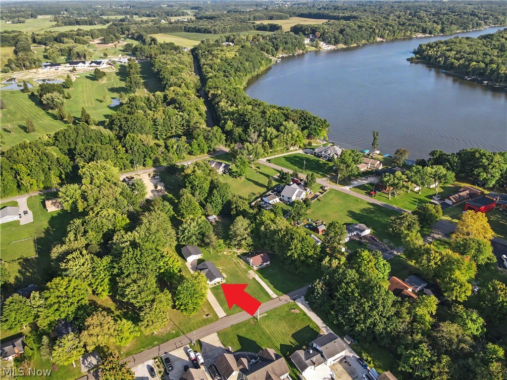 2351 Heston Drive Lake Milton OH 44429