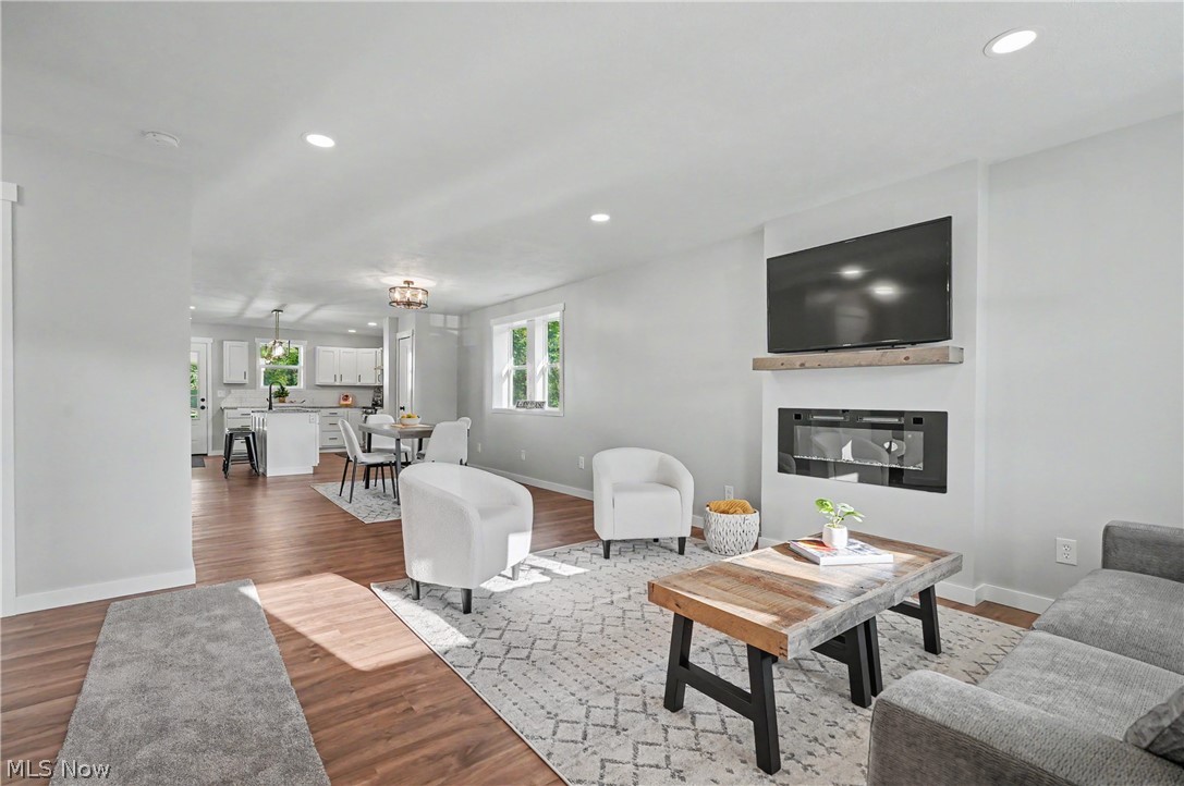 2351 Heston Drive Lake Milton OH 44429