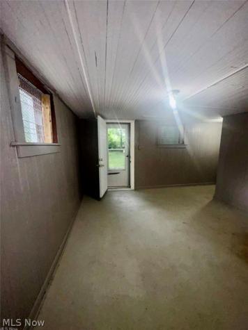556 W Myrtle Avenue Youngstown OH 44511