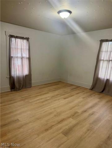 556 W Myrtle Avenue Youngstown OH 44511