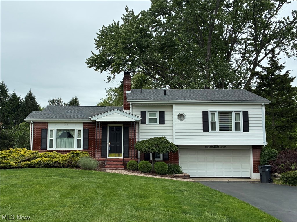 2007 Silver Fox Lane Warren OH 44484