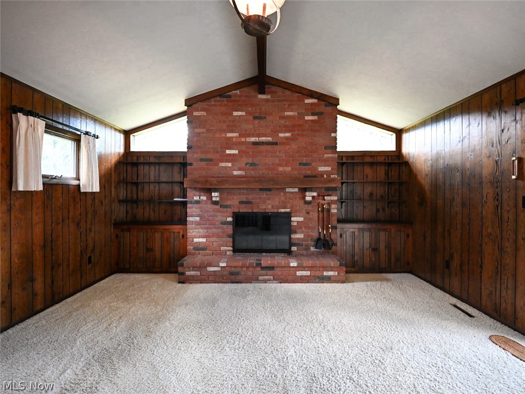 2007 Silver Fox Lane Warren OH 44484