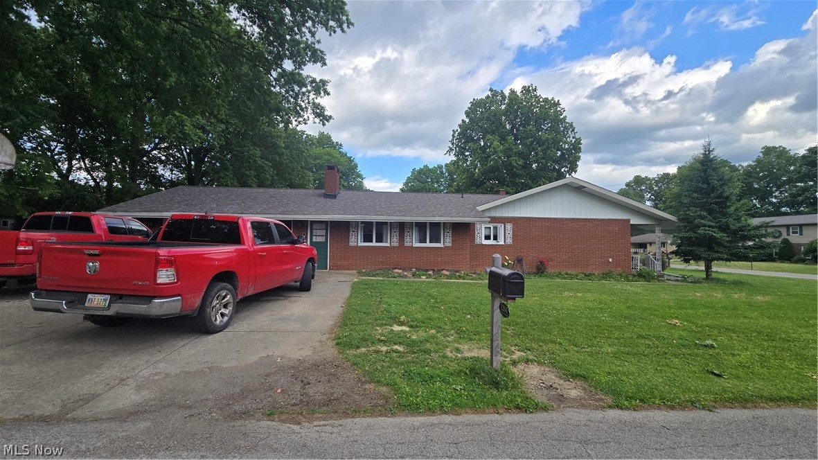 1204 Roseway Avenue SE Warren OH 44484