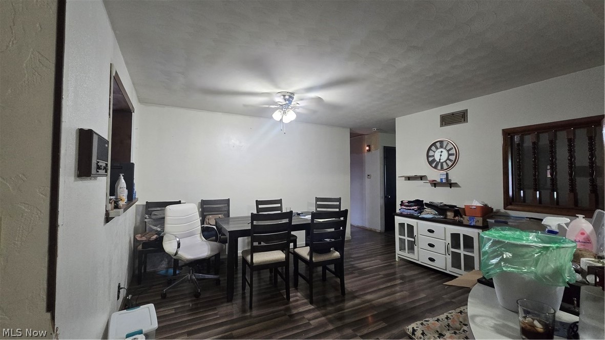 1204 Roseway Avenue SE Warren OH 44484