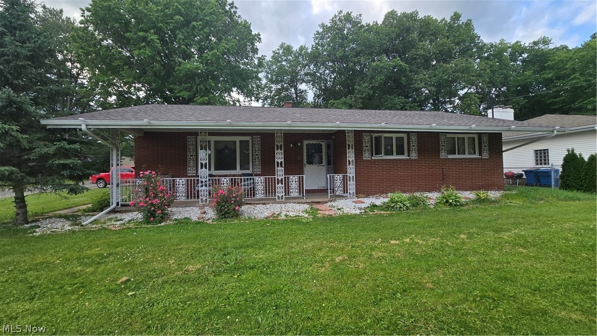 1204 Roseway Avenue SE Warren OH 44484