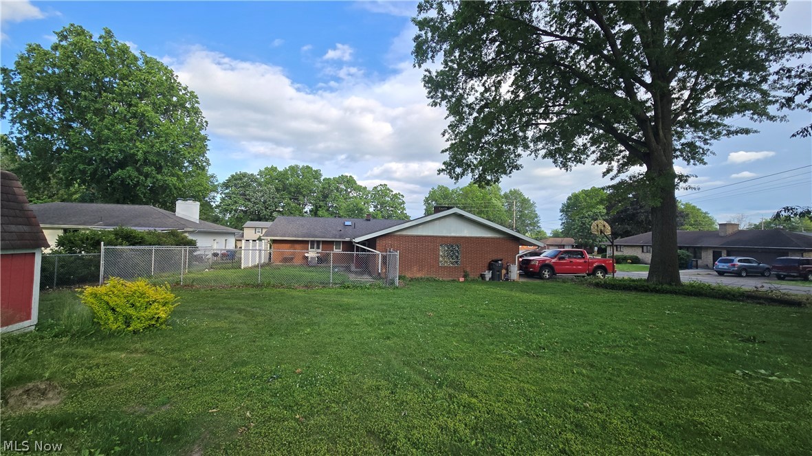 1204 Roseway Avenue SE Warren OH 44484