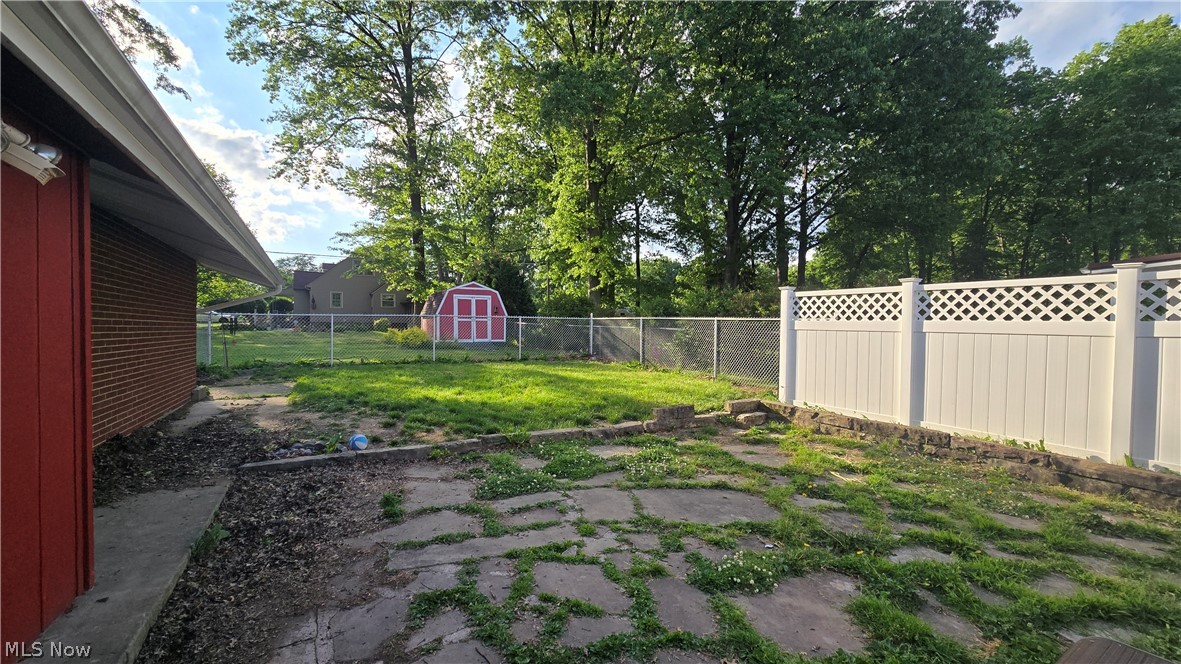 1204 Roseway Avenue SE Warren OH 44484
