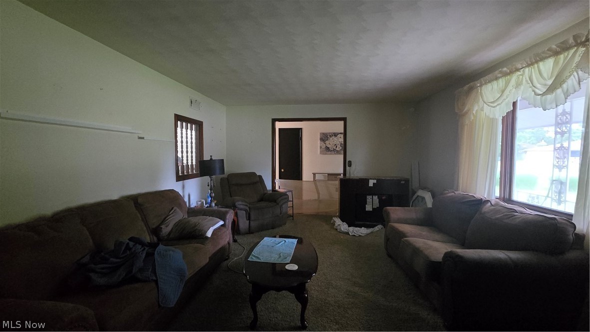 1204 Roseway Avenue SE Warren OH 44484