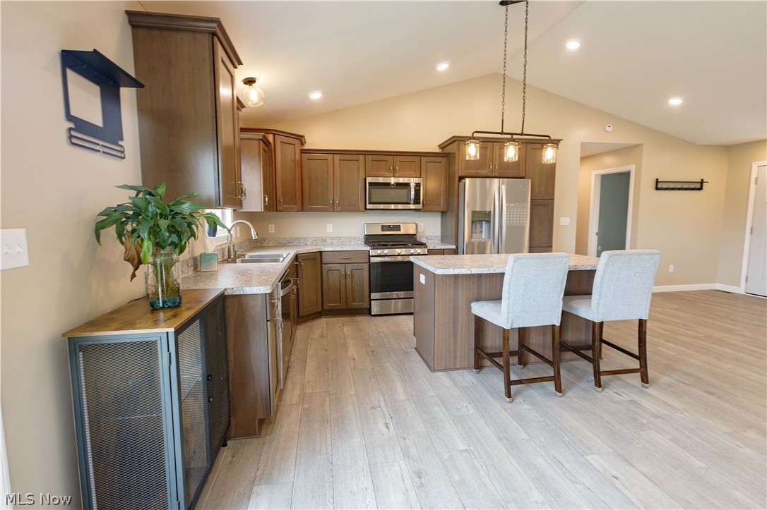 10916 Madlyn Street NE Bolivar OH 44612