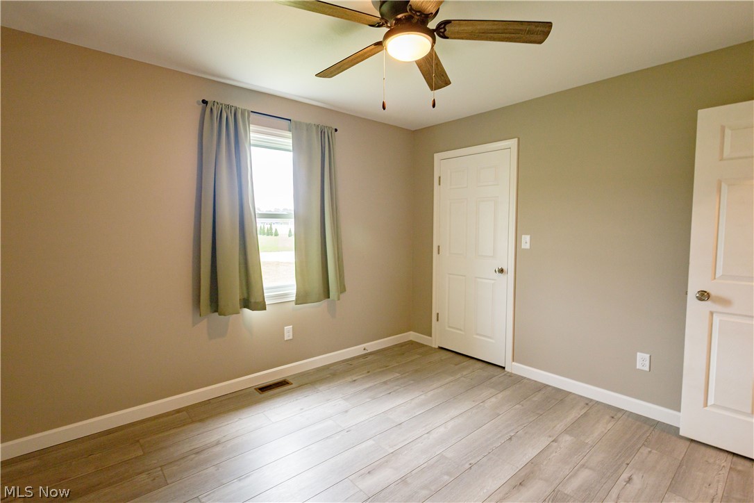 10916 Madlyn Street NE Bolivar OH 44612