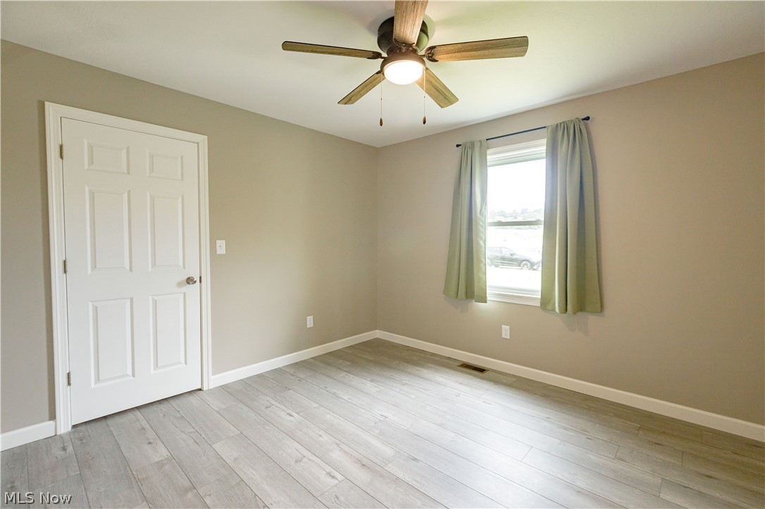 10916 Madlyn Street NE Bolivar OH 44612