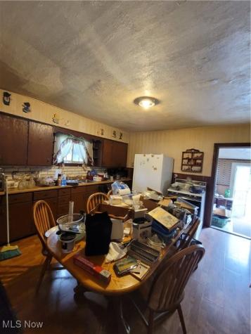 145 North Road Niles OH 44446