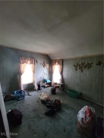 145 North Road Niles OH 44446