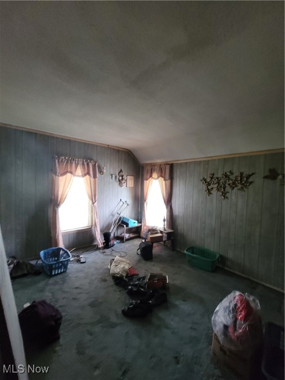 145 North Road Niles OH 44446