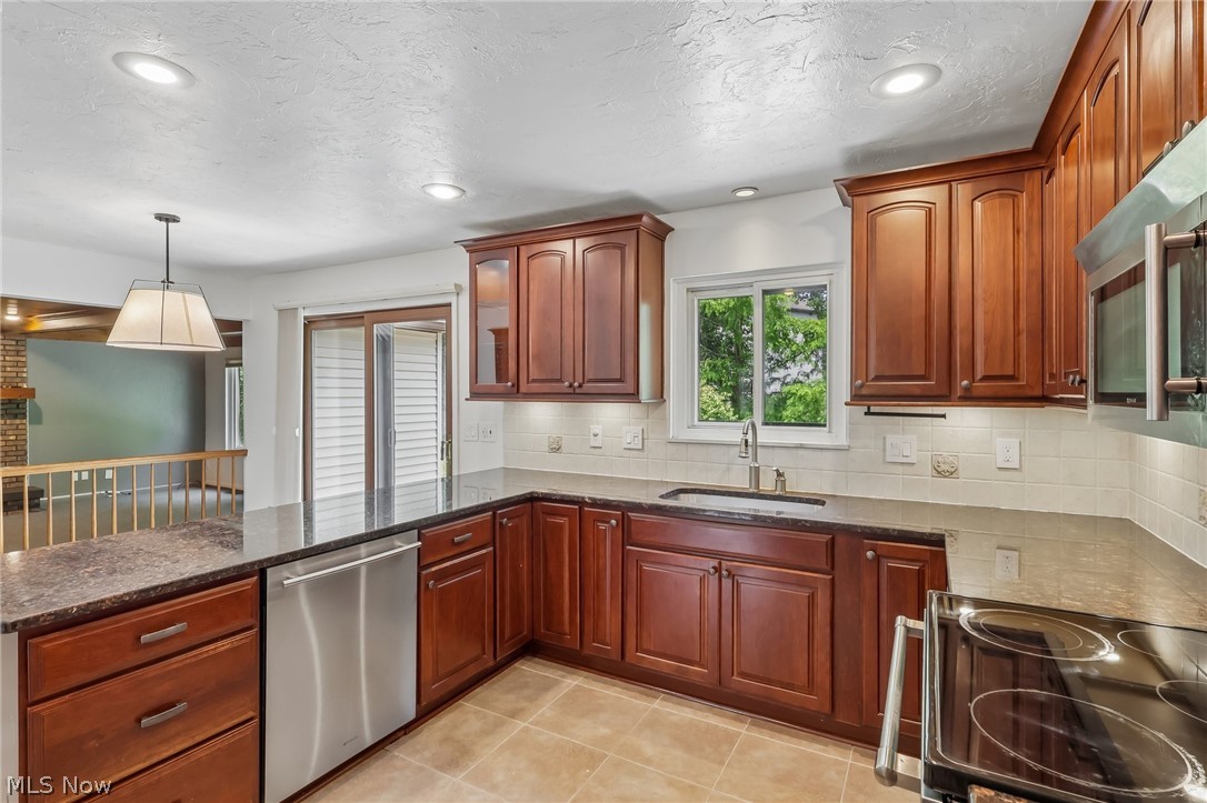 16932 Willow Wood Drive Strongsville OH 44136