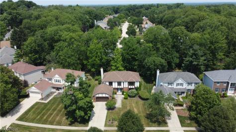 16932 Willow Wood Drive Strongsville OH 44136