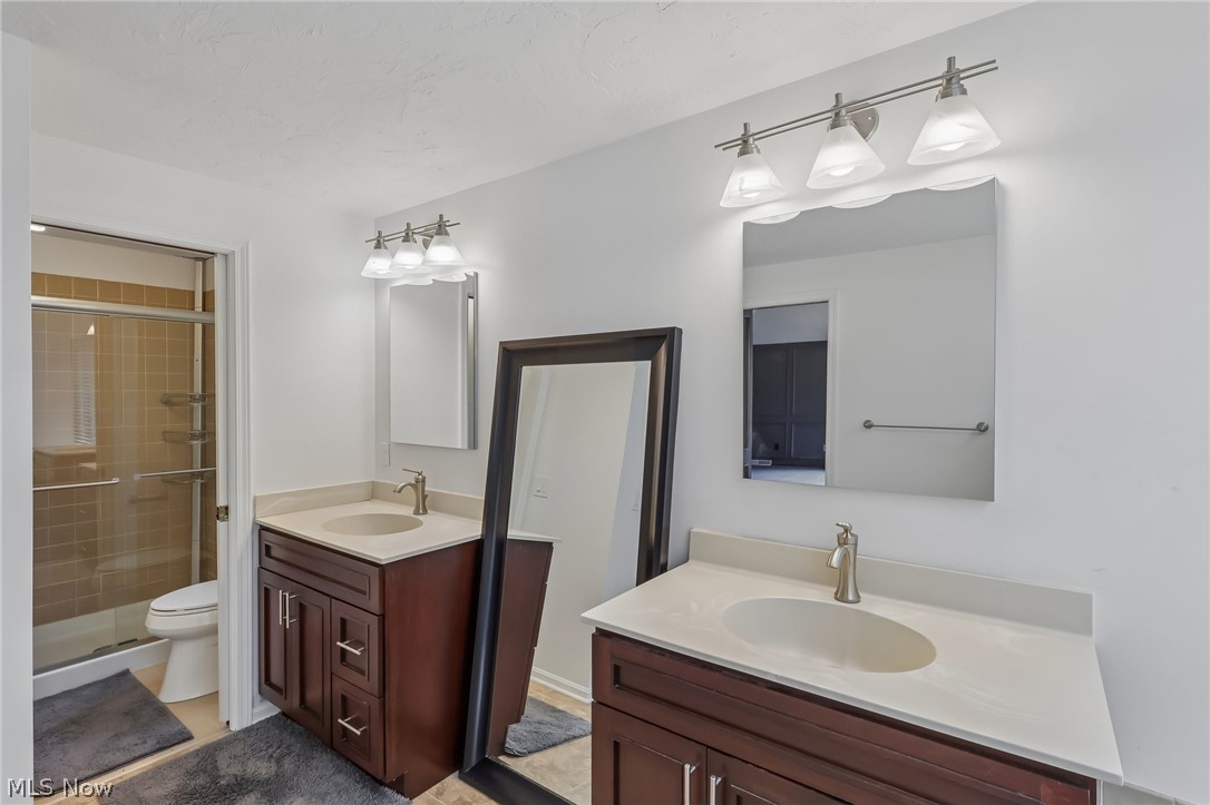 16932 Willow Wood Drive Strongsville OH 44136
