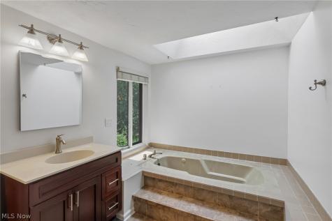 16932 Willow Wood Drive Strongsville OH 44136