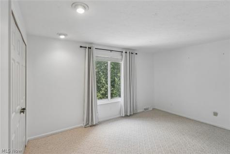 16932 Willow Wood Drive Strongsville OH 44136
