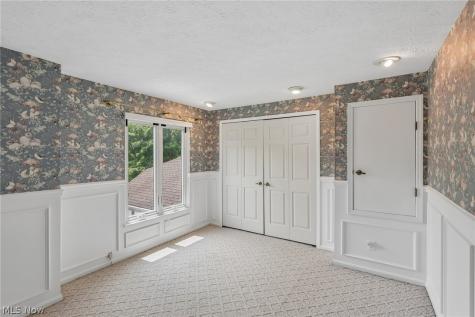 16932 Willow Wood Drive Strongsville OH 44136