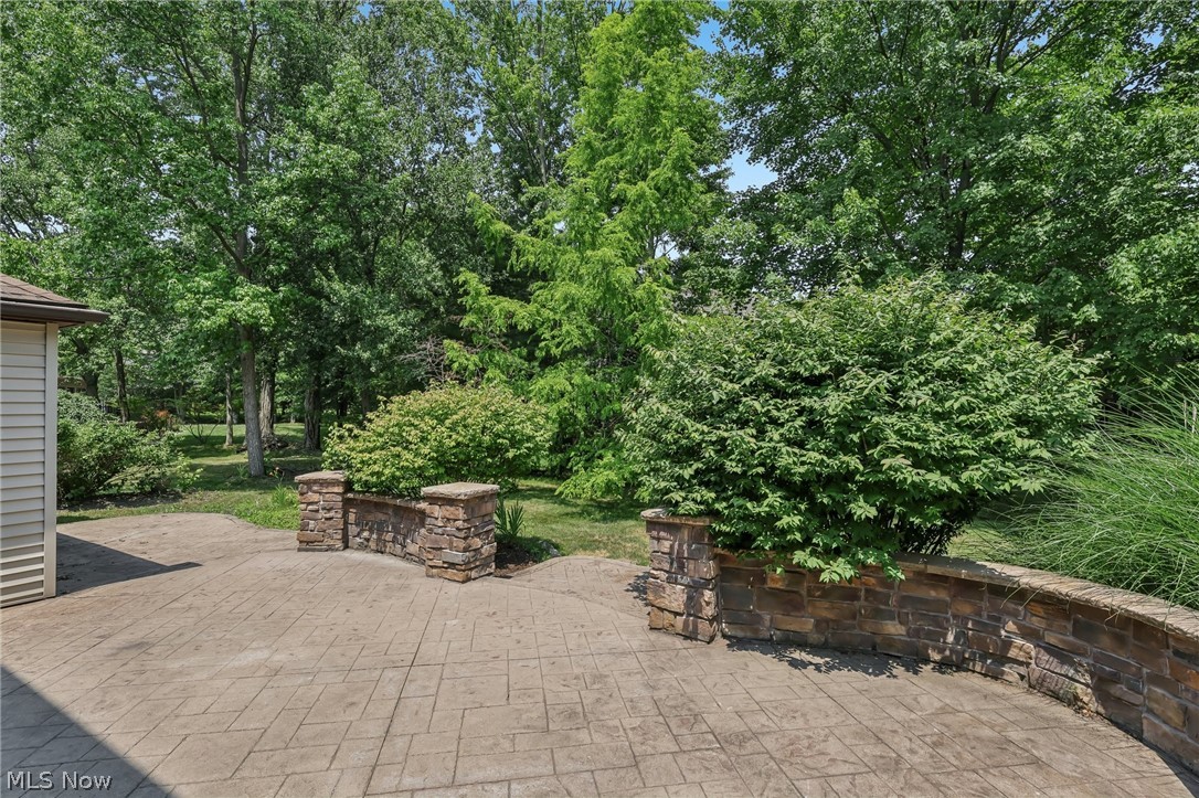 16932 Willow Wood Drive Strongsville OH 44136