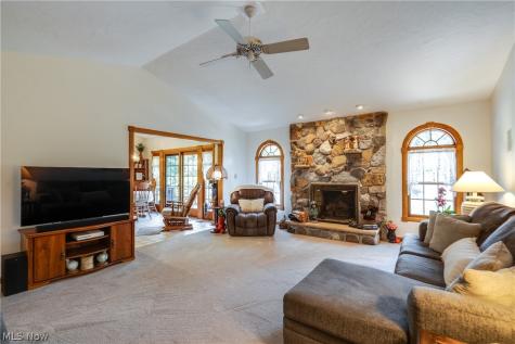 2785 Brady Lake Ravenna OH 44266